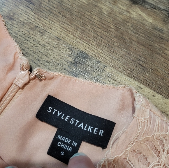 Stylestalker Maya Blush Pink Lace Cutout Front Mini Dress Size Small - Picture 6 of 10